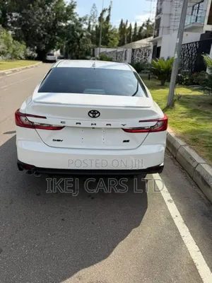 Toyota Camry 2025 White