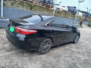 Toyota Camry 2016 Black