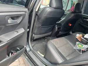 Toyota Camry 2016 Black
