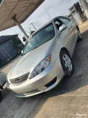Toyota Camry 2005 2006 Front Bumper With Front Grill and Headlight