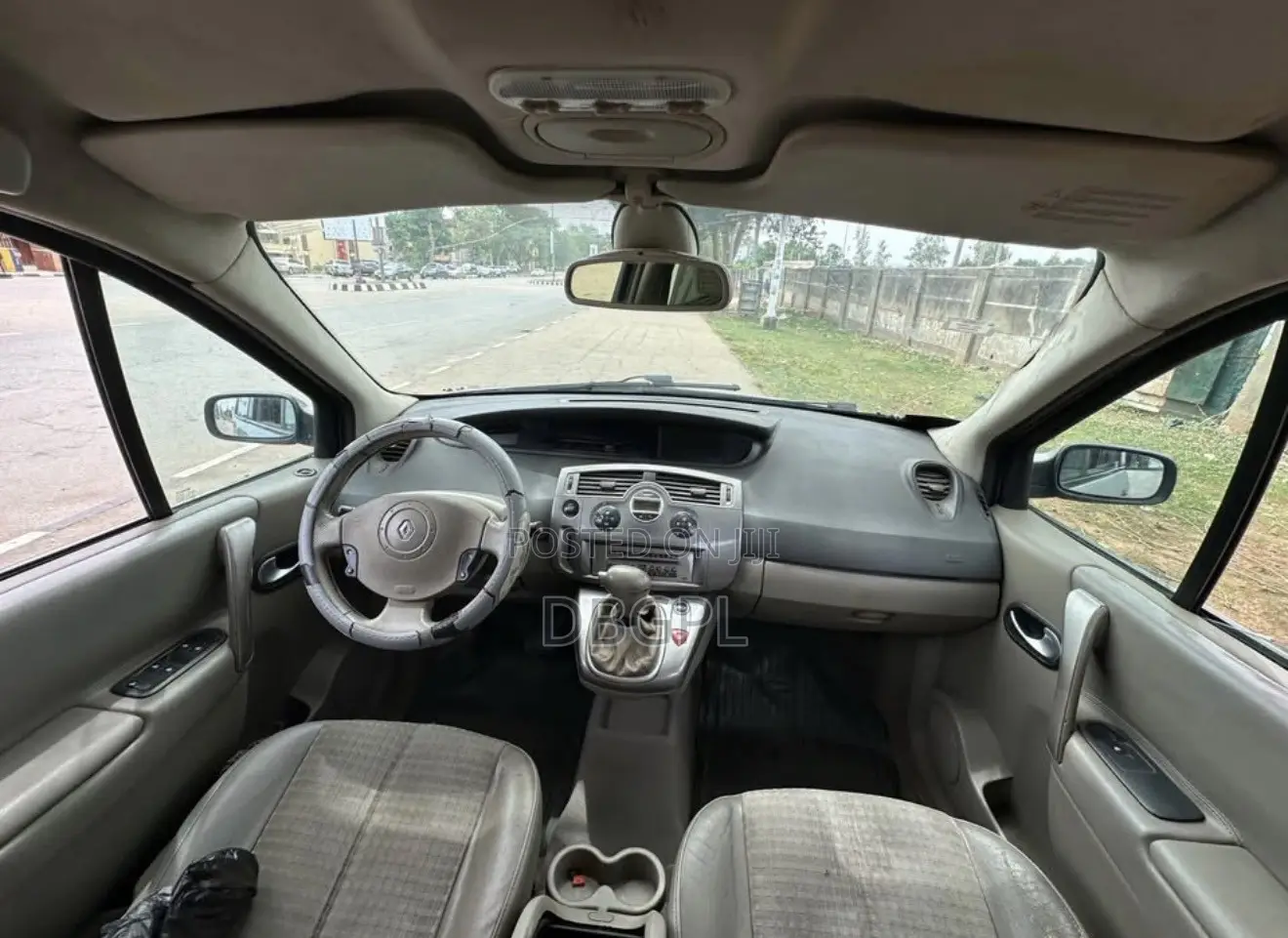 Renault 11 2011 Gray