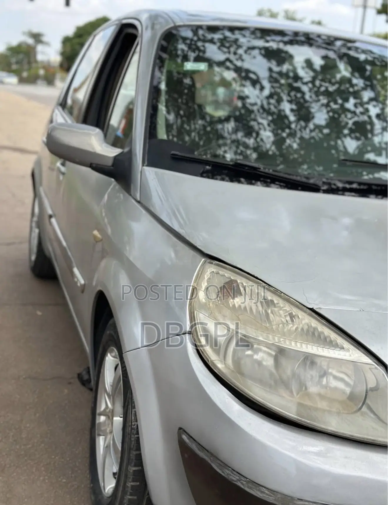 Renault 11 2011 Gray