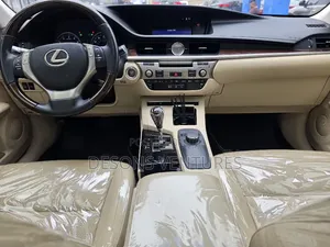 Lexus ES 2015 Gold