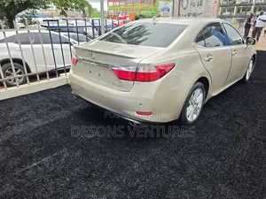 Lexus ES 2015 Gold