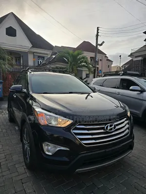 Hyundai Santa Fe Limited w/Saddle Interior 4dr SUV AWD (3.3L 6cyl 6A)