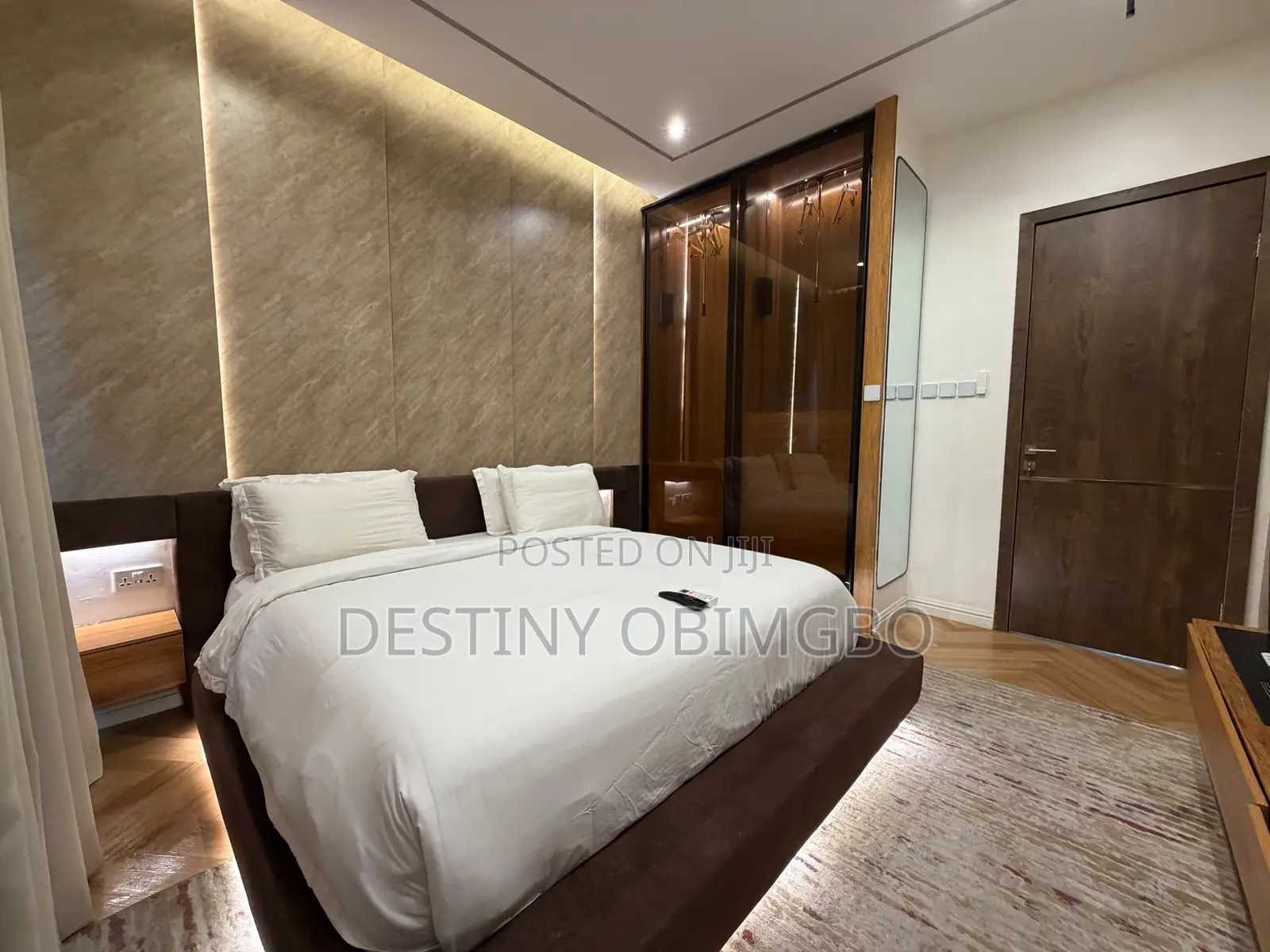 Uniquely Designed 2 Bedroom Apartment