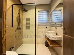 Uniquely Designed 2 Bedroom Apartment