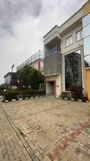 3bdrm Duplex in Pleasant Places, Apo District for rent