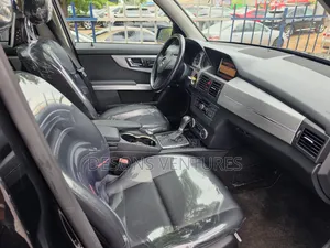 Mercedes-Benz GLK-Class 2010 Black