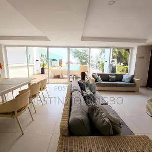 Exclusive 3bedroom Beach House.