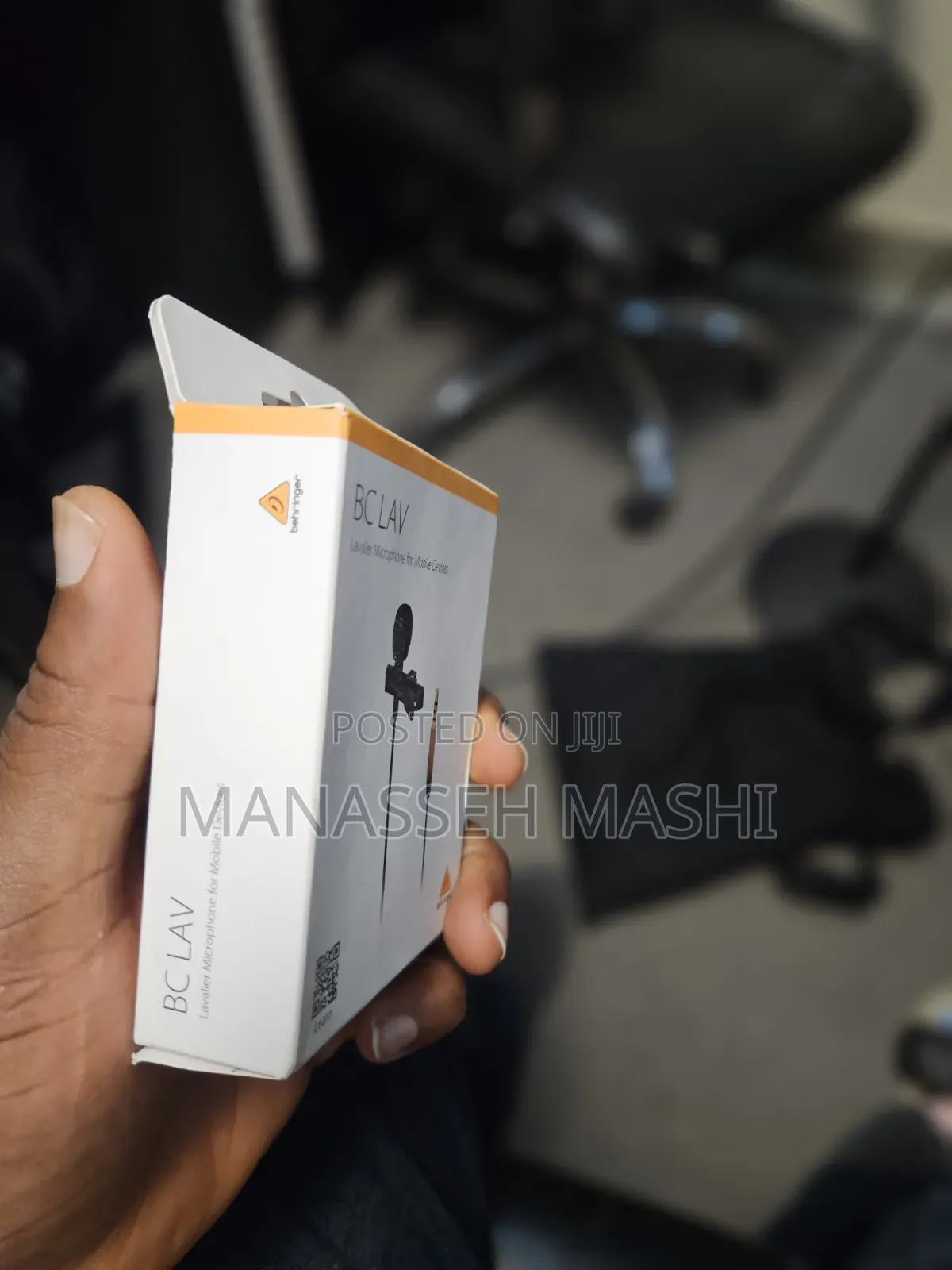 Lavalier Microphone for Mobile Devices