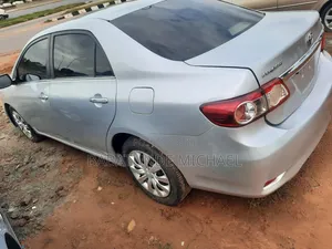 Toyota Corolla 2012 Silver