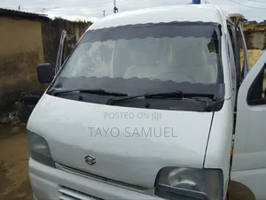 Suzuki Every Wagon 2003 White