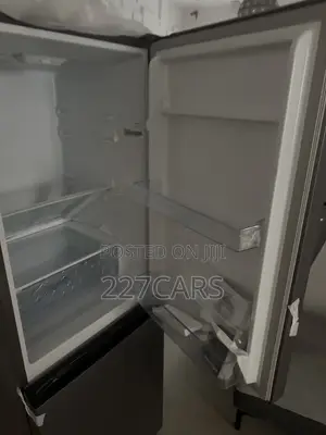 Hisense Double Door Refrigerator 230l