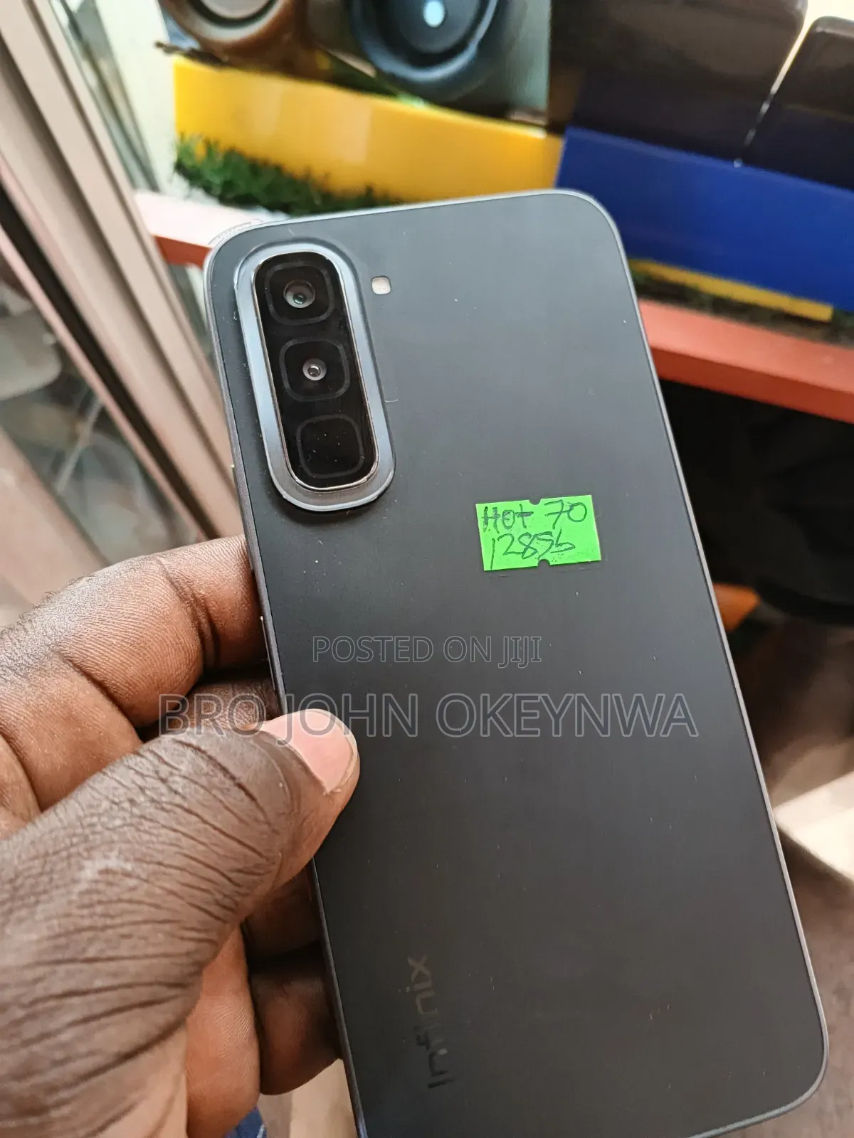 Infinix Hot 70 128 GB Black