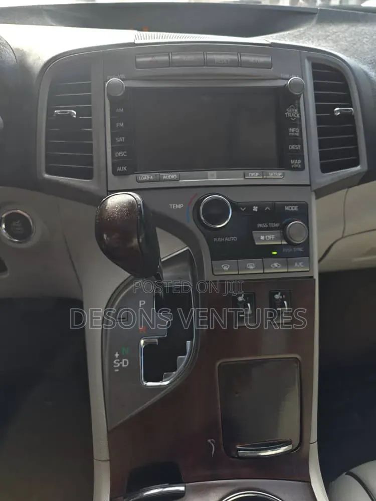Toyota Venza 2010 Black