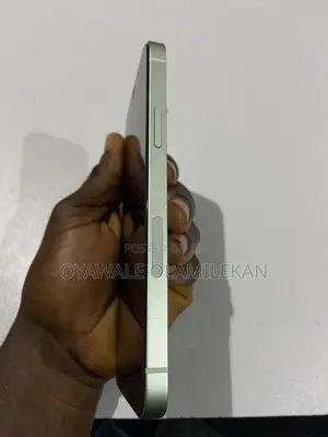 Apple iPhone 12 64 GB Green