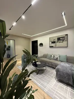 Luxuriously Furnished 2 Bedroom Apartment