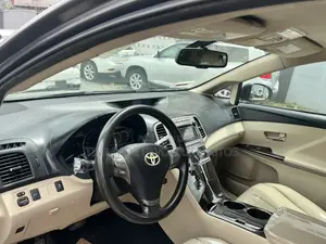 Toyota Venza LE 2012 Brown