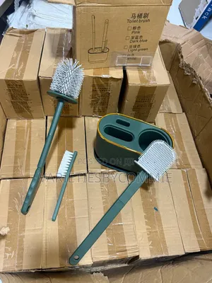 3 in 1 Wall Mounted Toilet Toilet Cleaning Brush Set