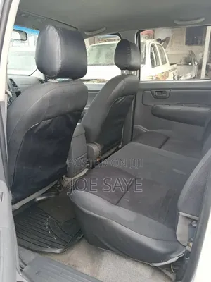 Toyota Hilux 2013 White