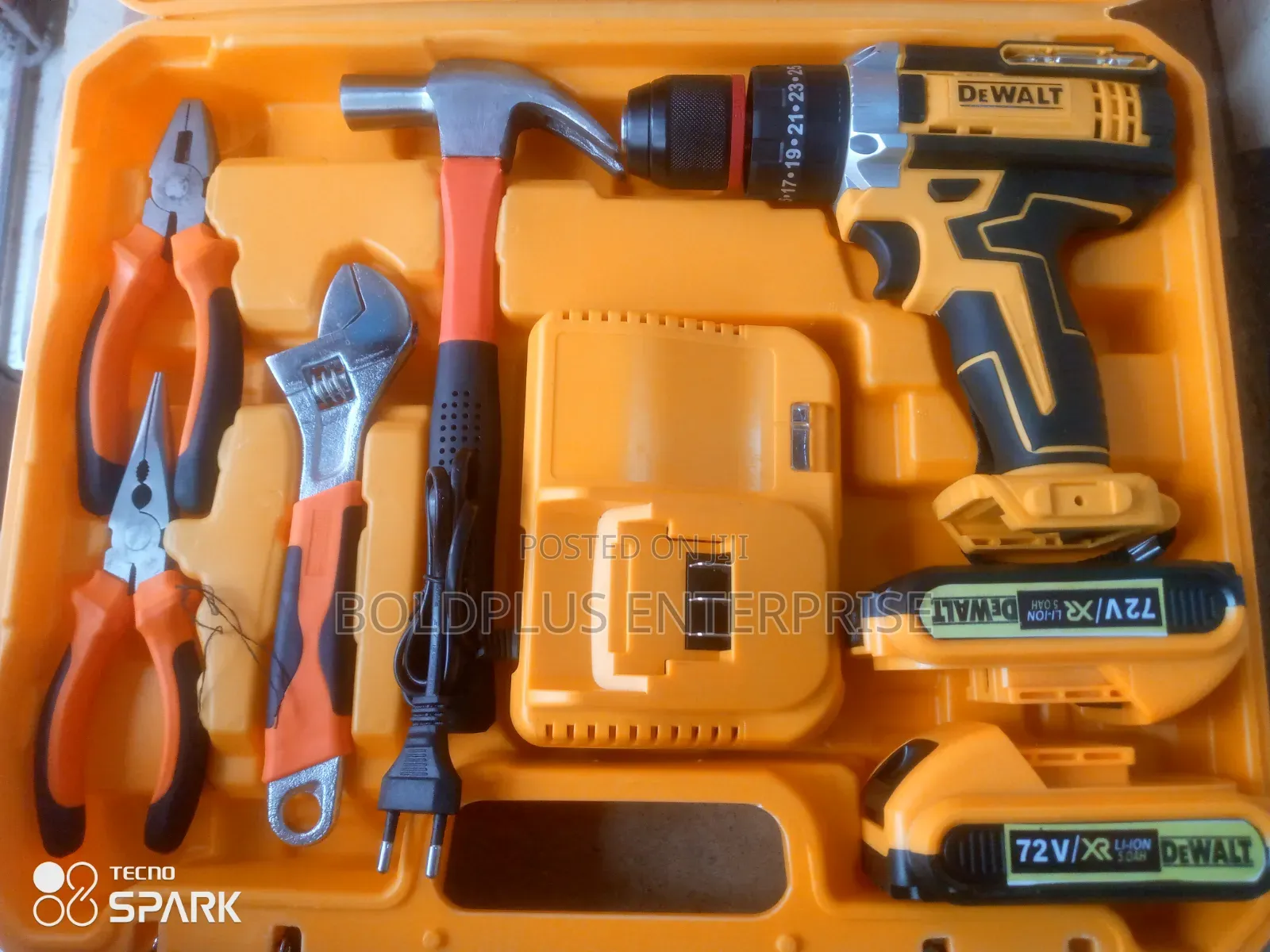72 Volt Heavy Duty Battery Drilling Machine With Tools Set