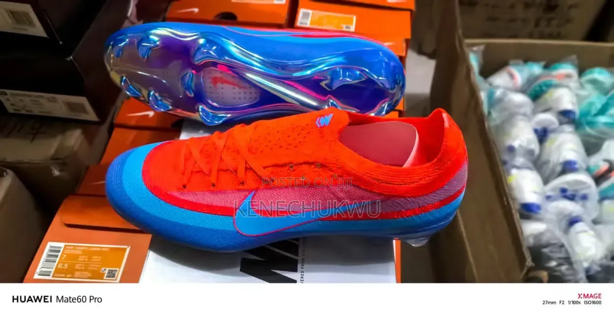 High Quality Football Boots