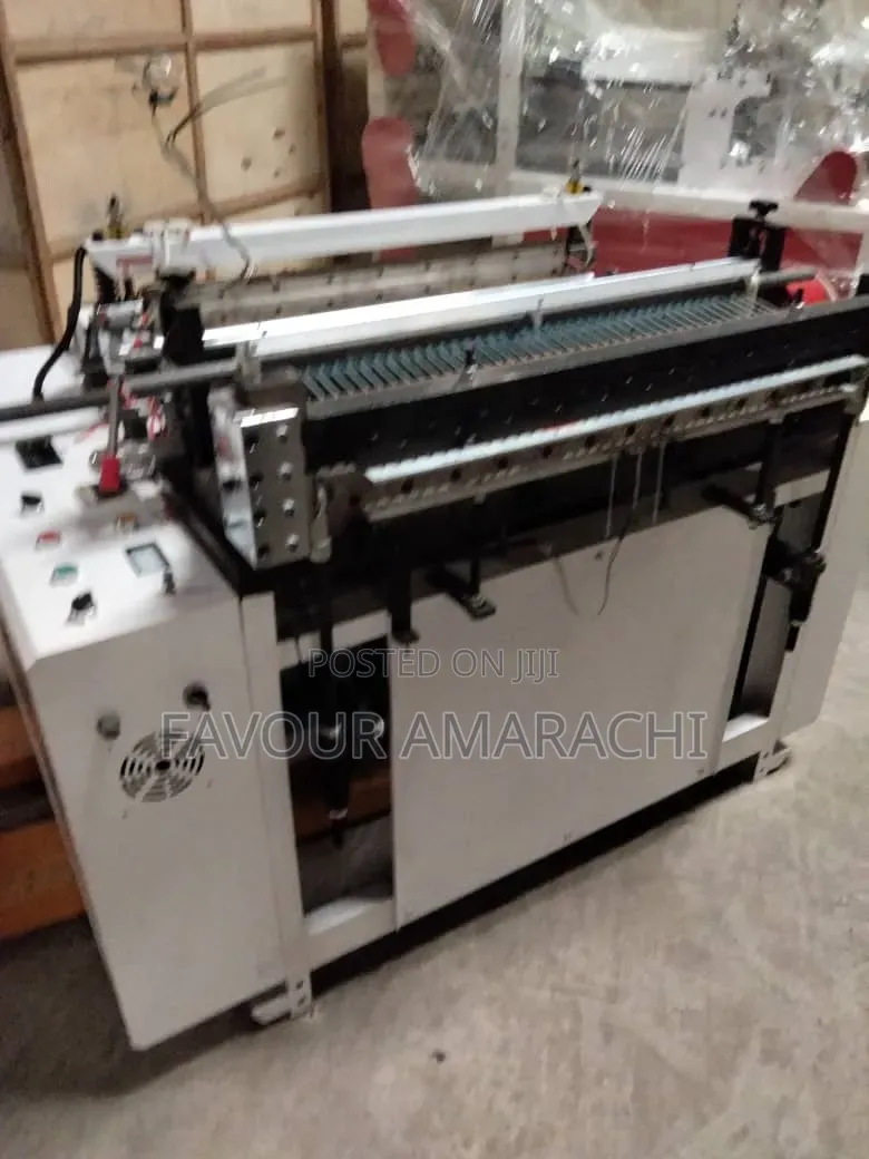 Single Deck Nylon Cutting and Sealing Machine