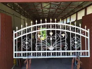 Luxury Fence Rail Collection