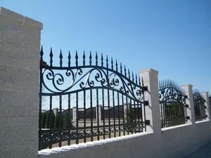 Luxury Fence Rail Collection