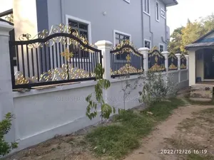 Luxury Fence Rail Collection
