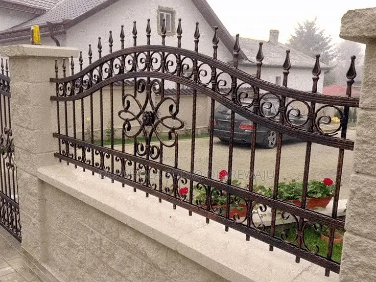 Luxury Fence Rail Collection