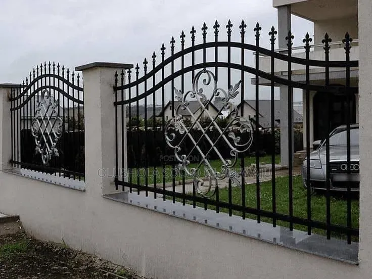 Luxury Fence Rail Collection