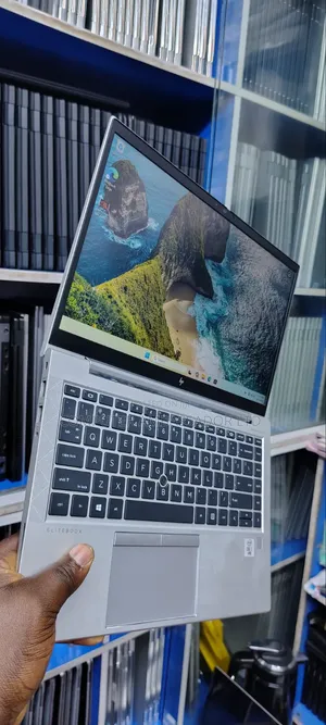 Laptop HP EliteBook 840 G7 8GB Intel Core i7 SSD 256GB