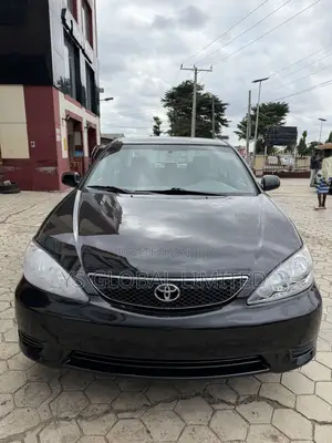 Toyota Camry LE 4dr Sedan (2.4L 4cyl 5A) 2005 Black