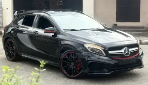 Mercedes-Benz GLA-Class 2016 Black