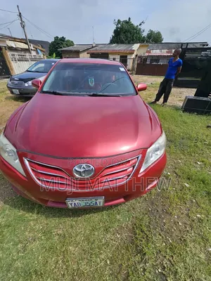 Toyota Camry 2010 Red