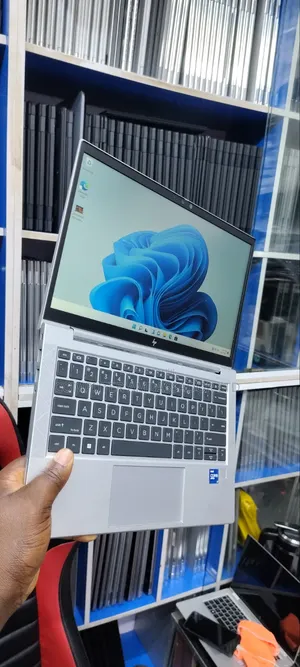 Laptop HP EliteBook 830 G8 16GB Intel Core i7 SSD 512GB
