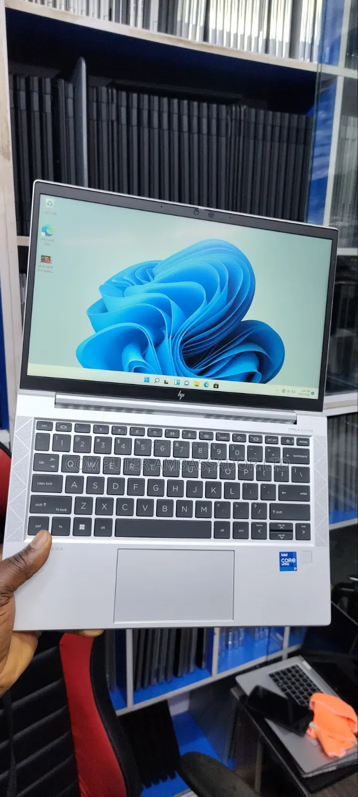 Laptop HP EliteBook 830 G8 16GB Intel Core i7 SSD 512GB