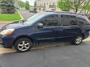 Toyota Sienna XLE AWD 2006 Blue