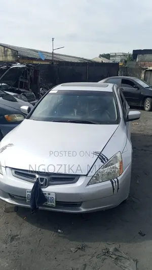 Honda Accord 2003 Silver