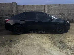 Toyota Corolla LE 4dr Sedan (1.8L 4cyl CVT) 2014 Black