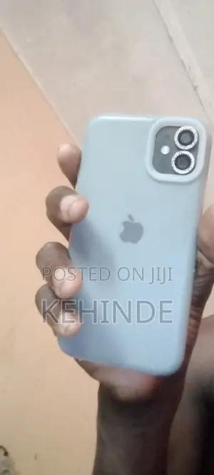 Apple iPhone 11 64 GB Black