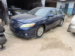 Toyota Camry Base 4dr Sedan (2.4L 4cyl 5M) 2009 Blue