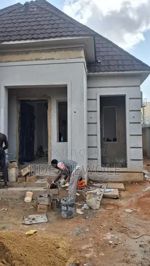 4bdrm Bungalow in Kaduna / Kaduna State for sale
