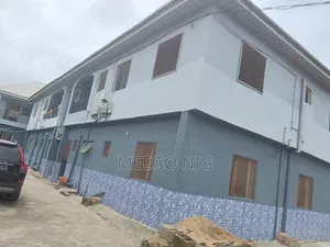 20bdrm Block of Flats in Agodo Egbe Ikotun for sale