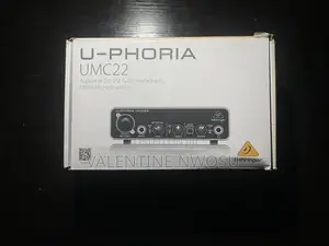 Behringer U-Phoria UMC22 Audio Interface / Soundcard