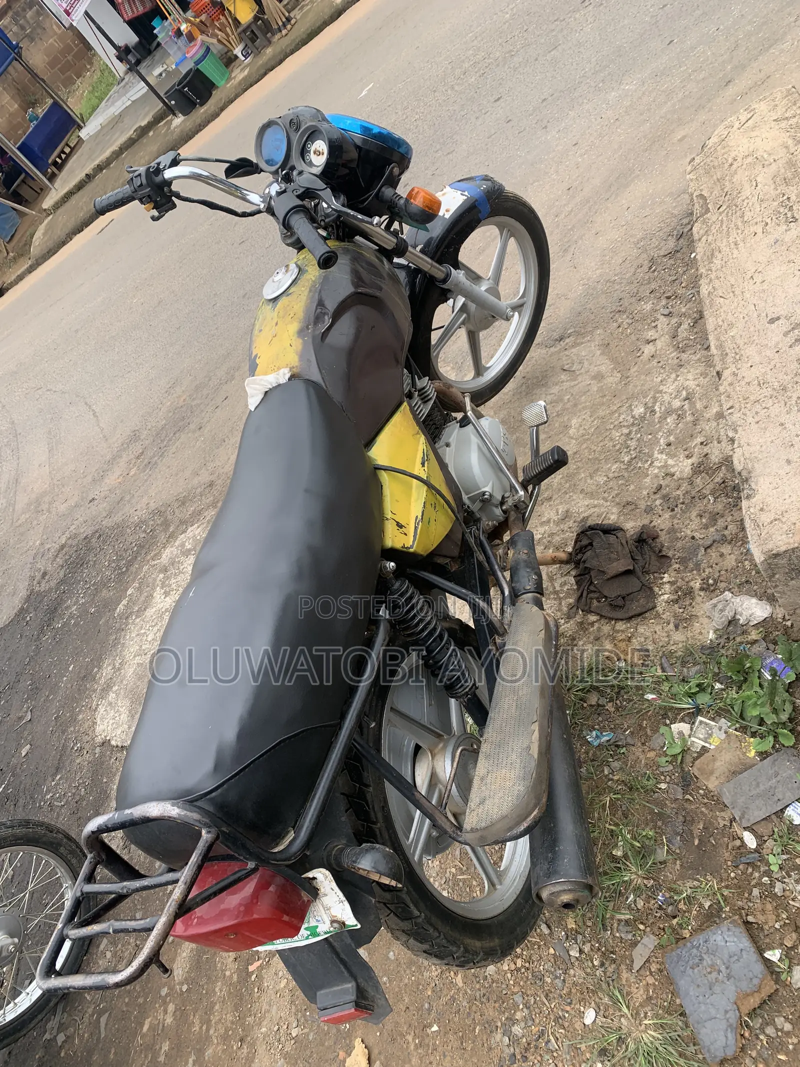 TVS HLX Plus ES 2020 Black