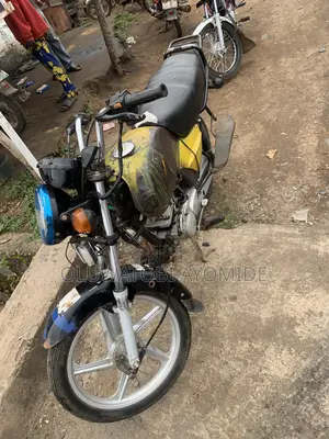 TVS HLX Plus ES 2020 Black