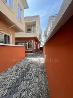 4bdrm Duplex in Bera, Chevron for rent